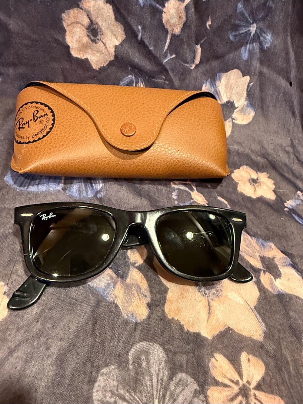 Ray-Ban Black Wayfarer Sunglasses RB2140 (considered kids but fits small heads)